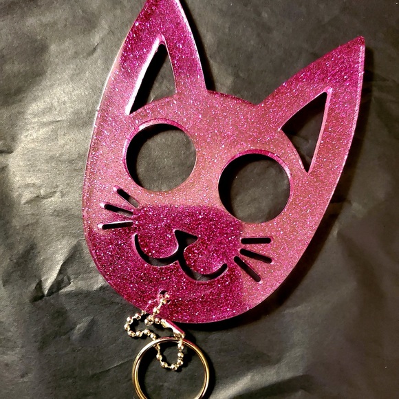 50 Piece Cat Shaped Self Defense Keychains in Multiple Colors - Picture 8 of 10